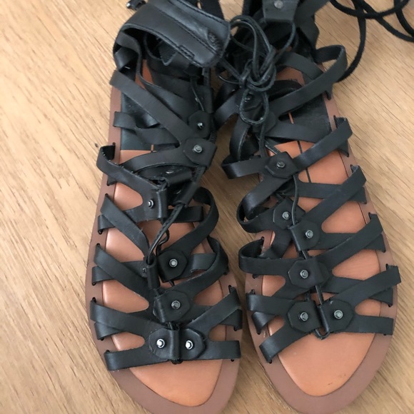 Dolce Vita Shoes - Dolce vita gladiator sandals 6.5